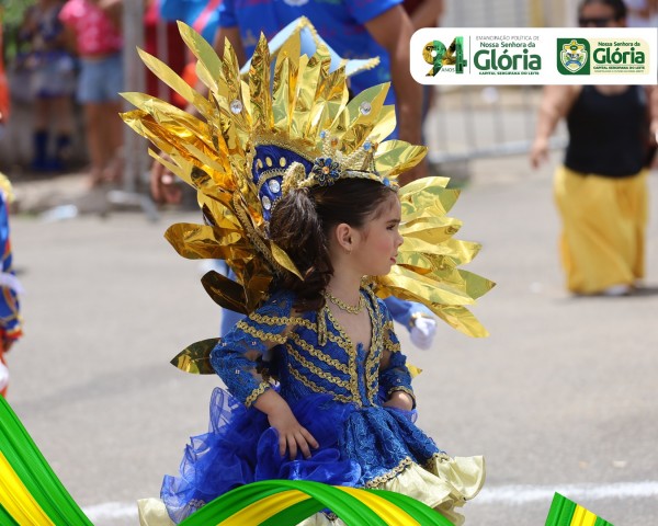 Fotos do desfile do aniversário de 94 anos de Nossa Senhora da Glória - Período manhã