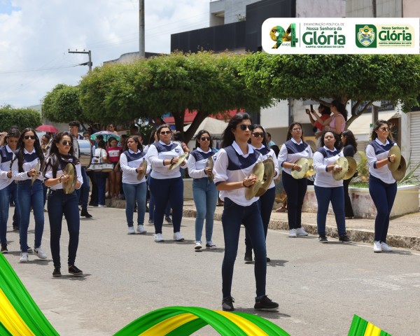 Fotos do desfile do aniversário de 94 anos de Nossa Senhora da Glória - Período manhã