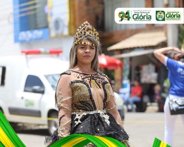Fotos do desfile do aniversário de 94 anos de Nossa Senhora da Glória - Período manhã