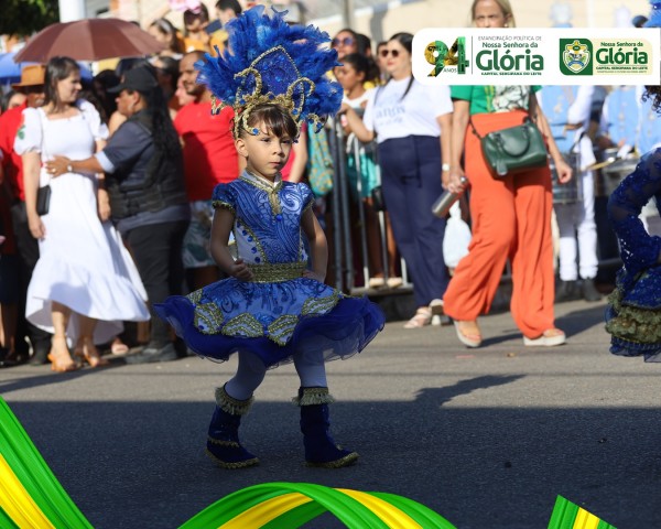 Fotos do desfile do aniversário de 94 anos de Nossa Senhora da Glória - Período tarde