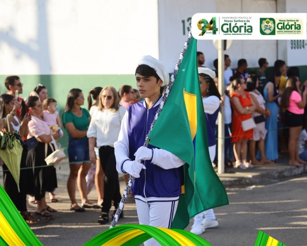 Fotos do desfile do aniversário de 94 anos de Nossa Senhora da Glória - Período tarde
