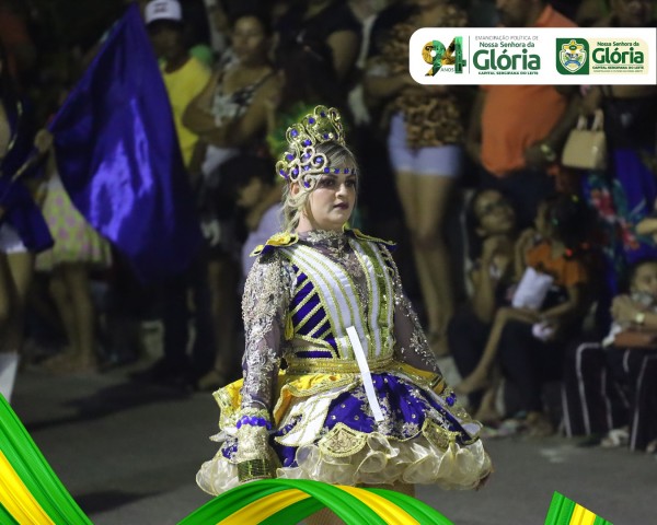 Fotos do desfile do aniversário de 94 anos de Nossa Senhora da Glória - Período tarde