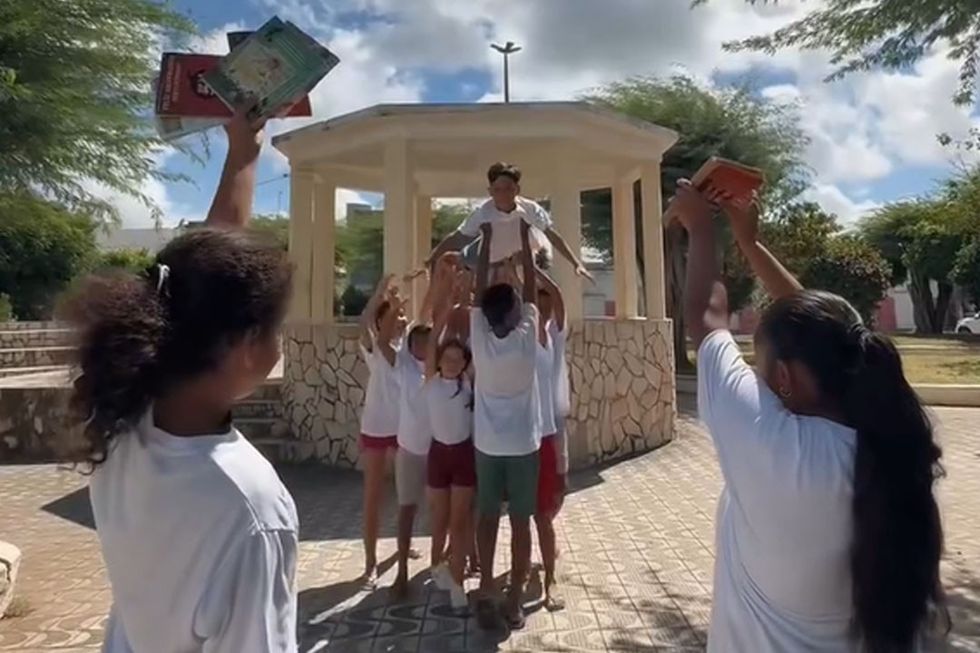 CRAS Novo Horizonte realiza homenagem ao Dia Mundial do Livro