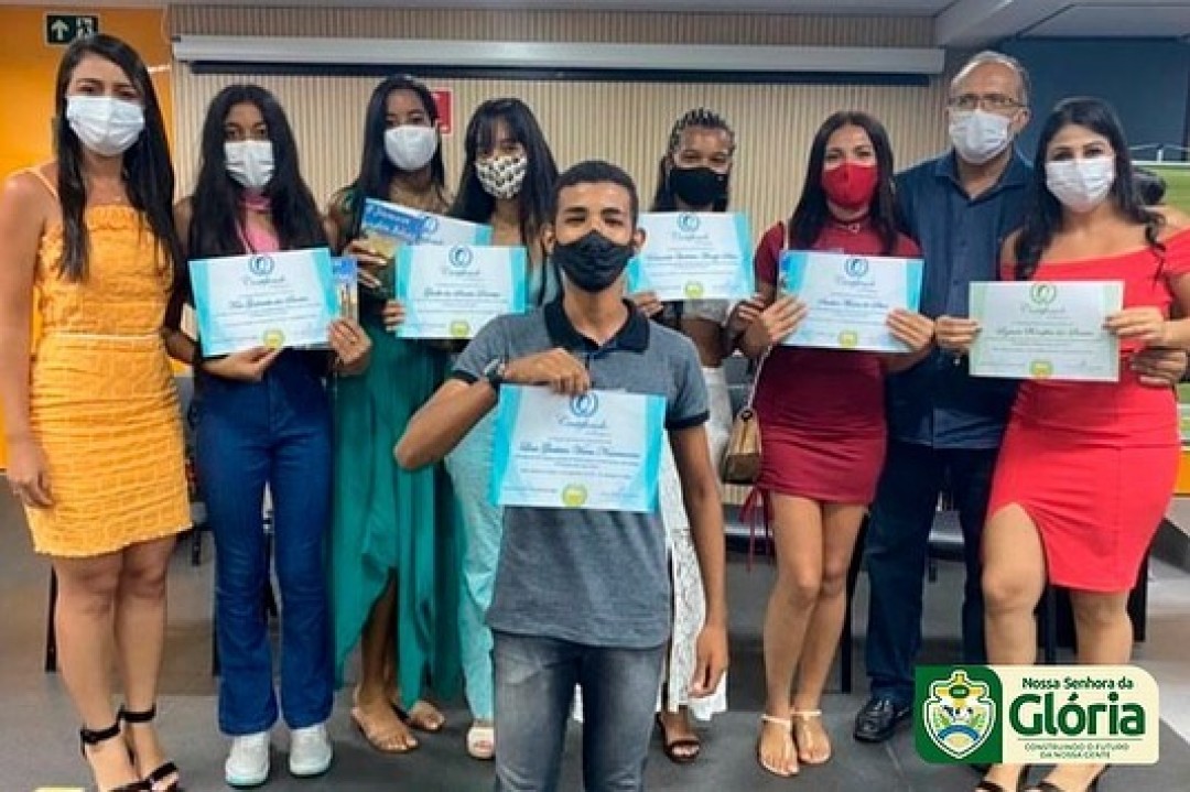 Estudantes da rede municipal foram selecionados para participarem da 2ª Antologia Florescer das Letras