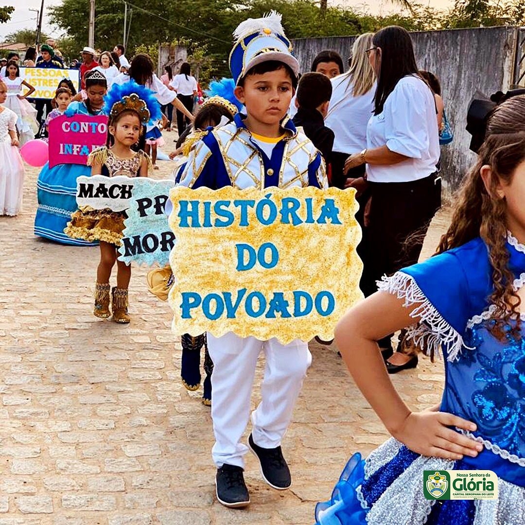 Escola Municipal Leôncio Ribeiro Aragão promove desfile cívico no povoado Tanque de Pedra