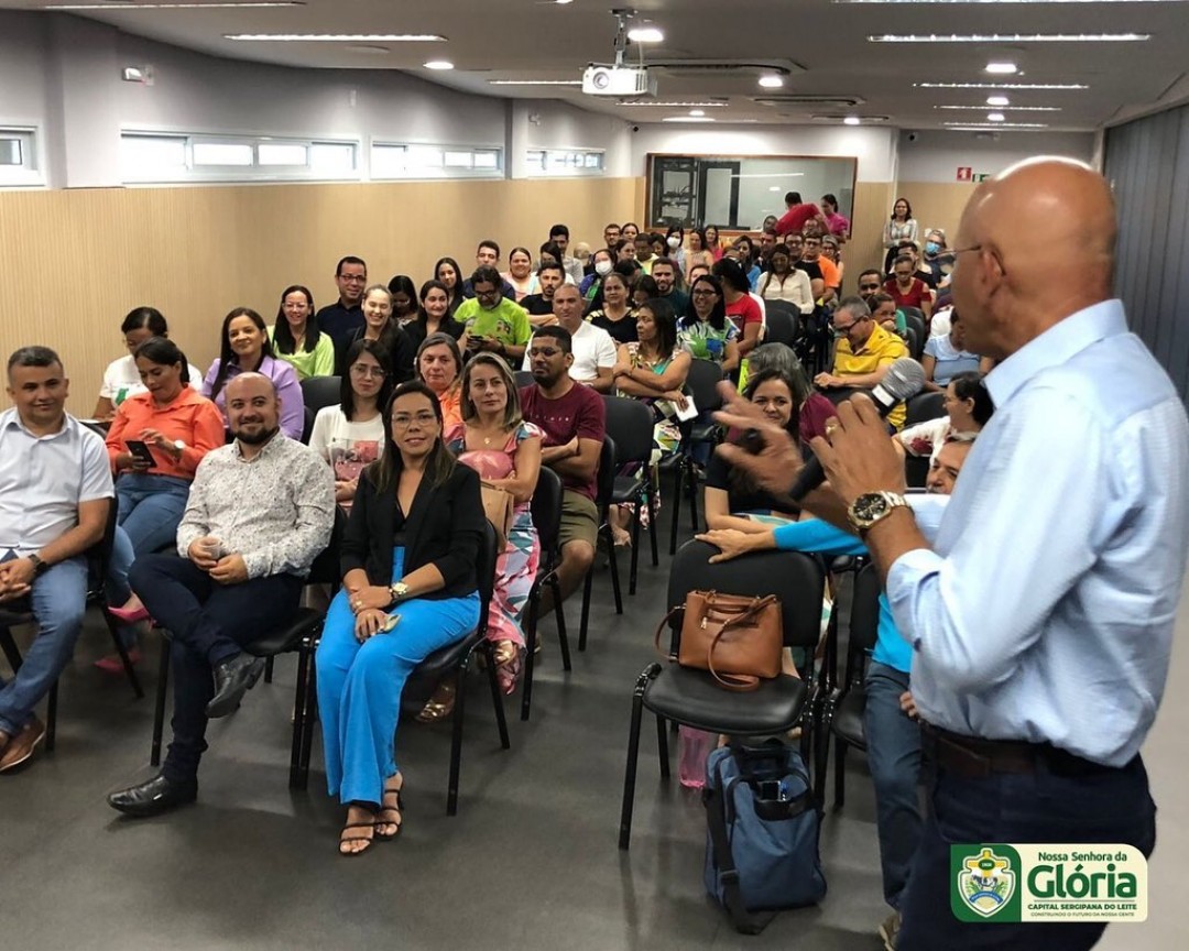 SEMEC promove Encontro de Educação Empreendedora