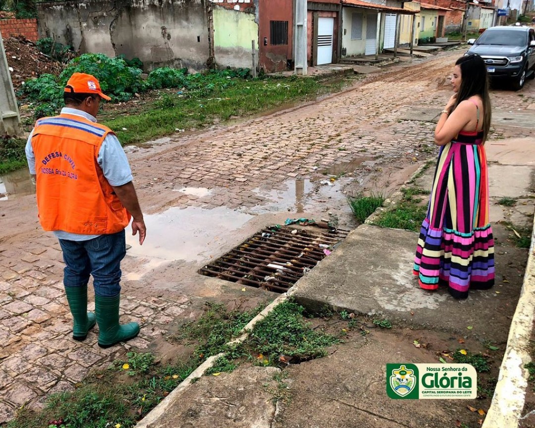 Prefeita Luana visita localidades afetadas pelas fortes chuvas no município