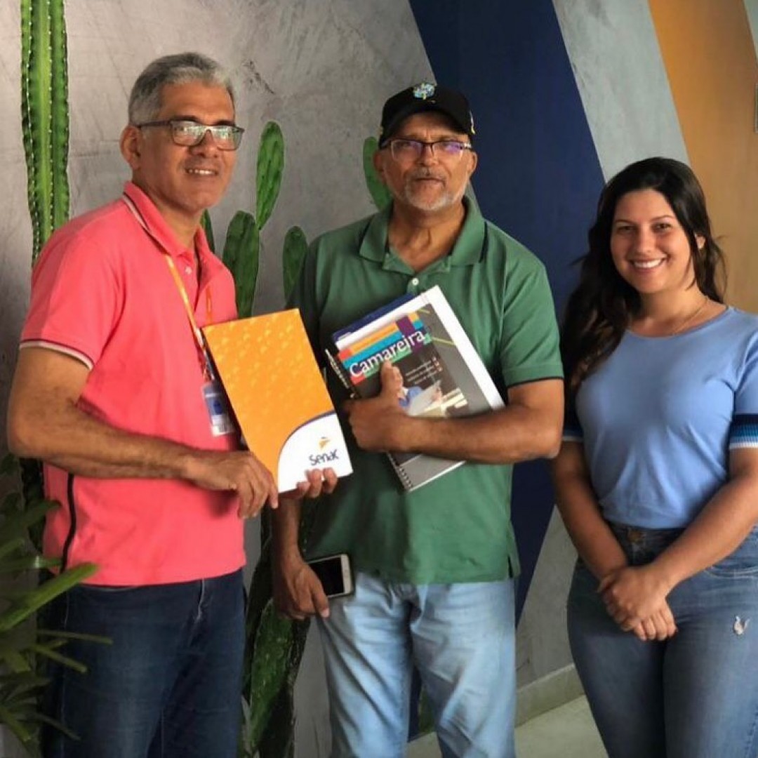 SEMMATUR participa de reunião na busca por demandas de cursos no setor do turismo